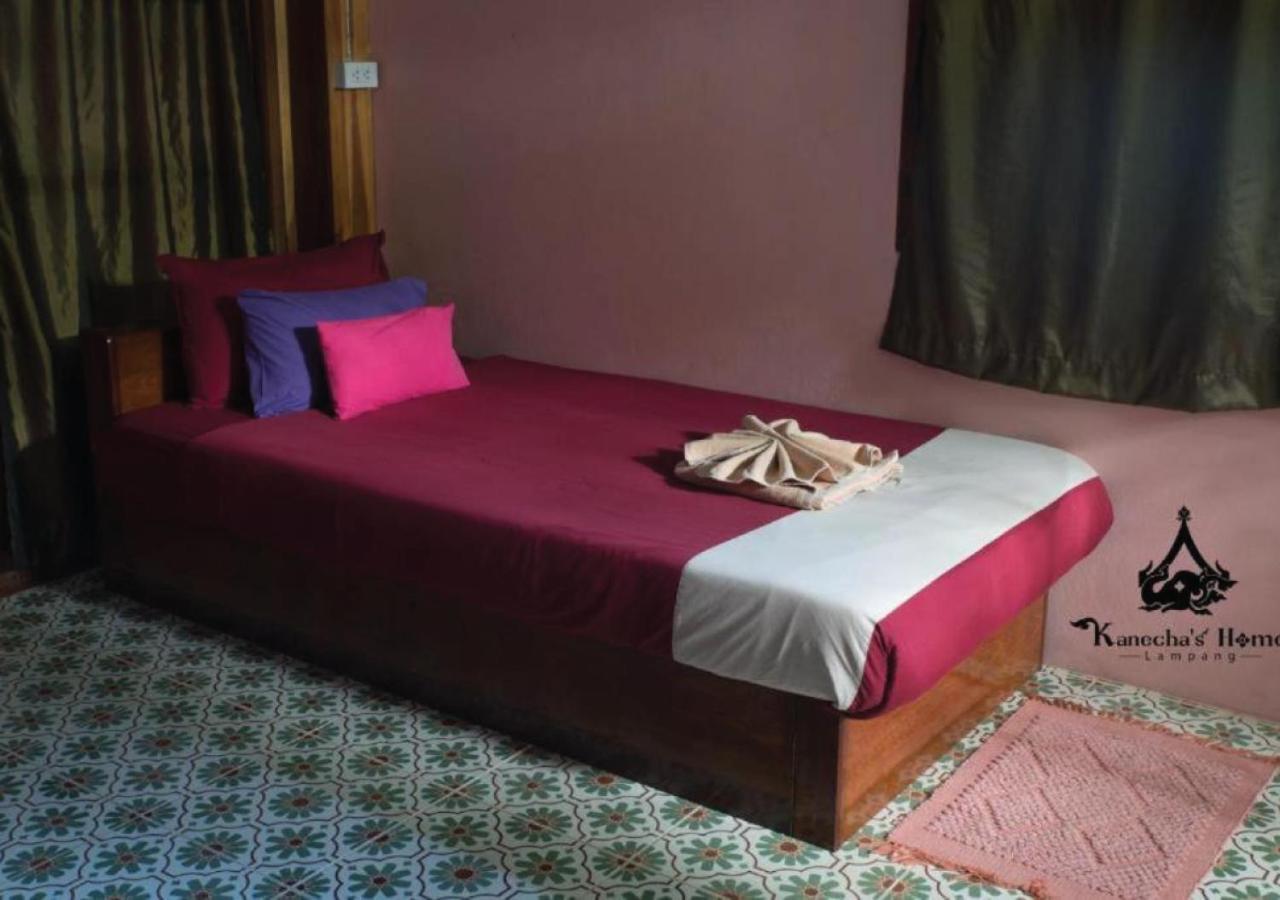 Kanecha'S Home Lampang Luaran gambar